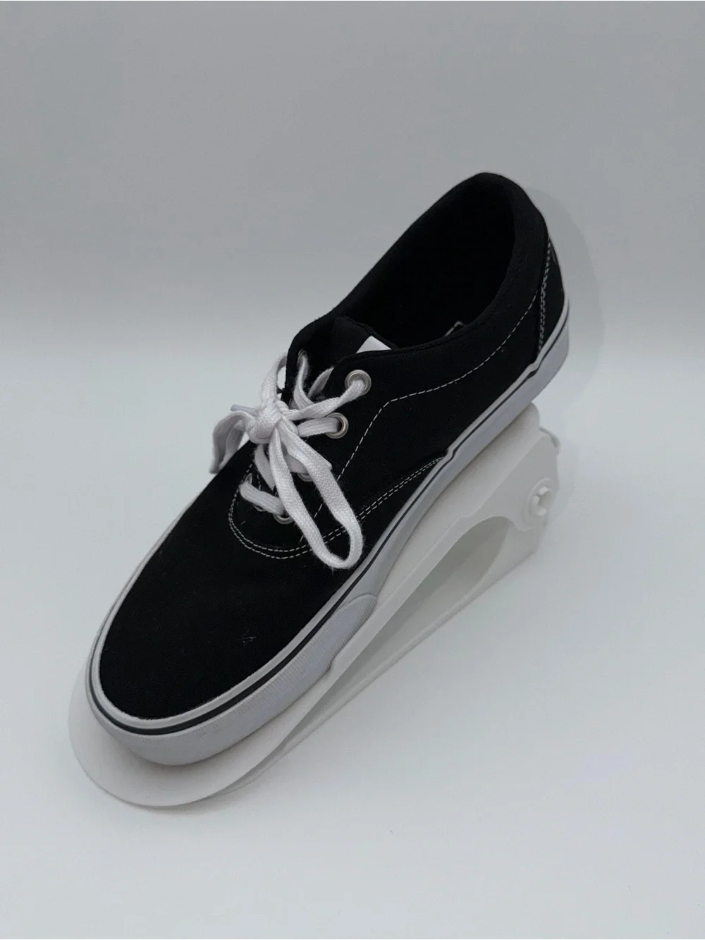 Vans Women’s Canvas Sneakers | Black | Size 9 | EUC